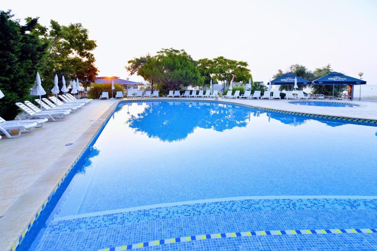 Kaliopa Hotel Albena Buitenkant foto