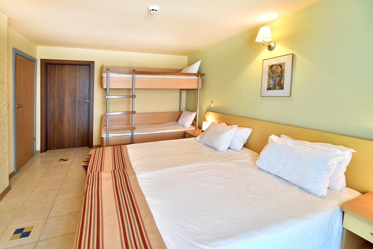 Kaliopa Hotel Albena Buitenkant foto