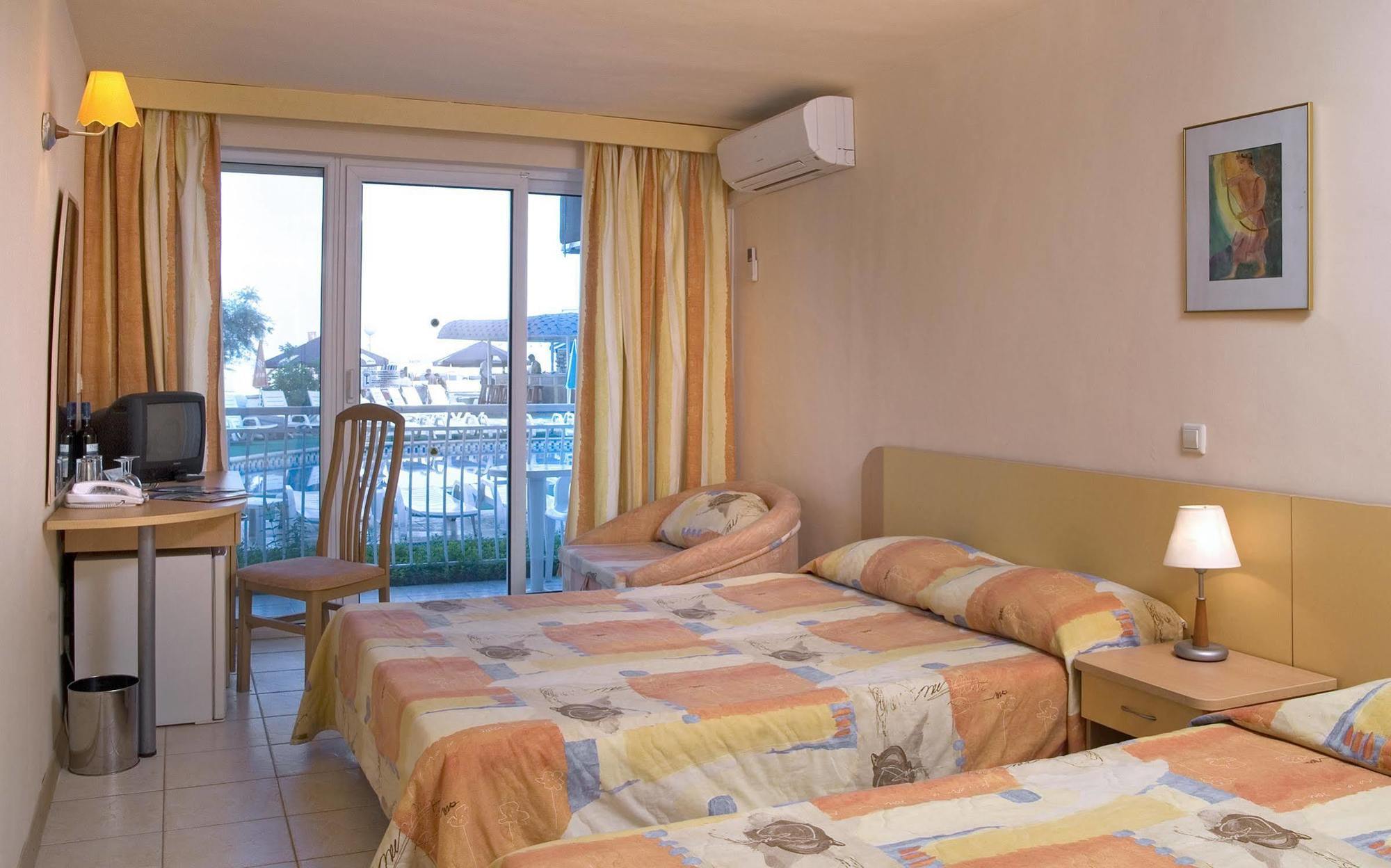 Kaliopa Hotel Albena Buitenkant foto