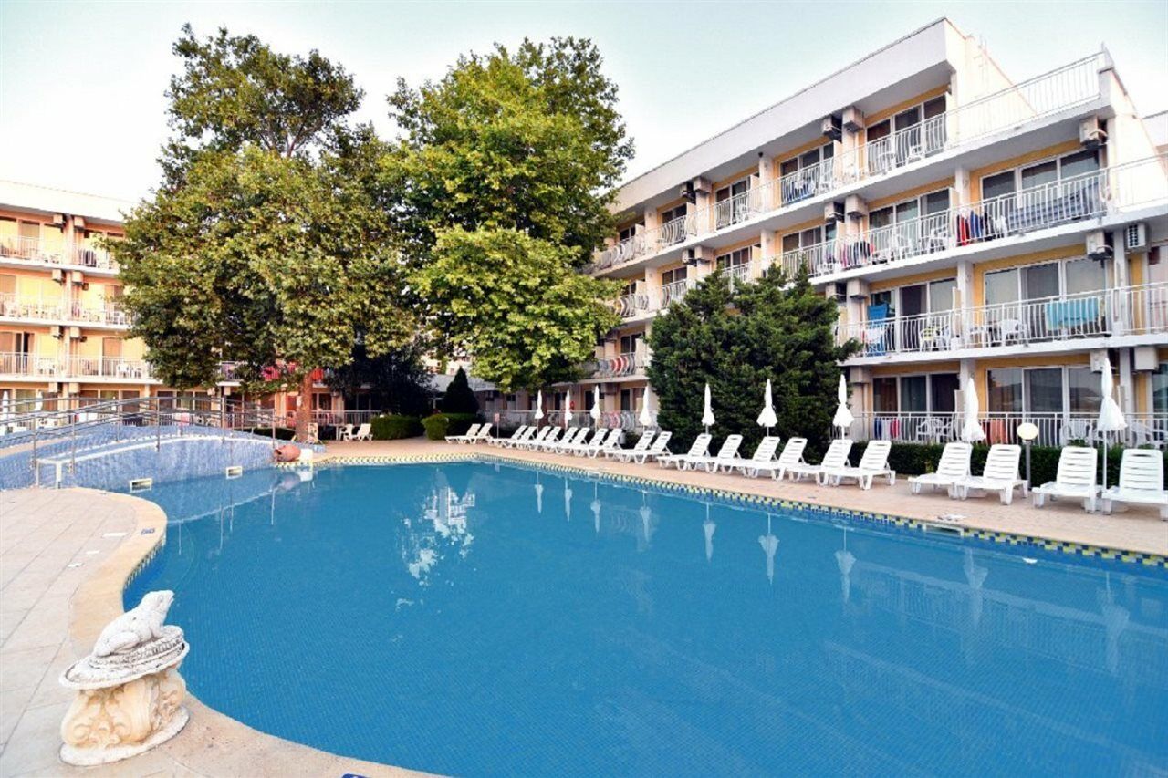 Kaliopa Hotel Albena Buitenkant foto