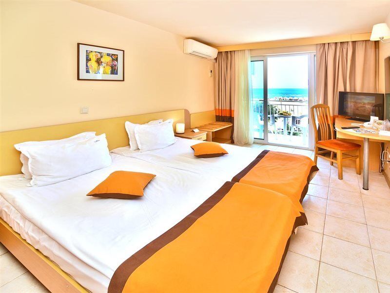Kaliopa Hotel Albena Buitenkant foto